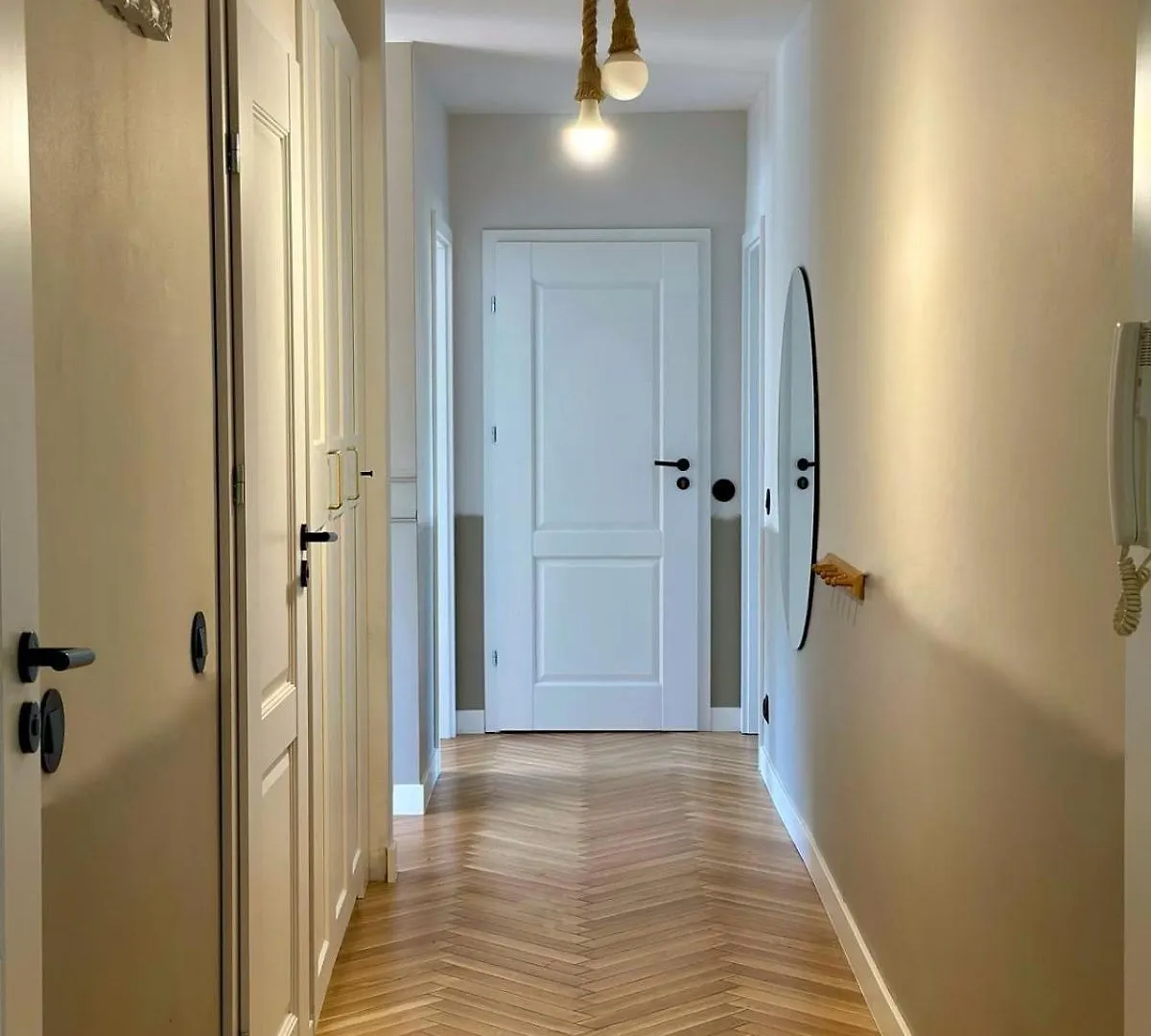 Opera Apartment - Widok 16 Wrocław 0*,  Lengyelország